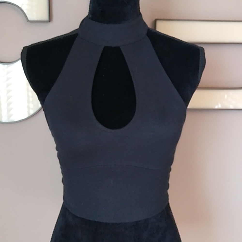 United Colors of Benetton Crop Top